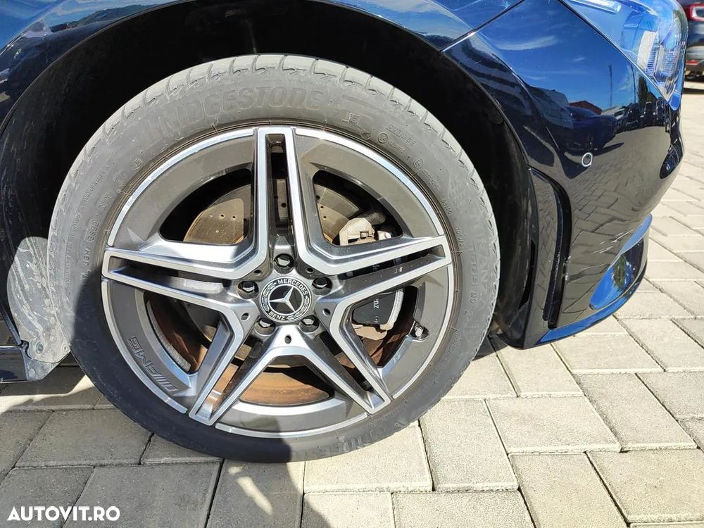 Mercedes-Benz CLA - 16