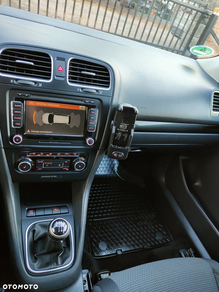 Volkswagen Golf Variant 2.0 TDI DPF Highline - 24