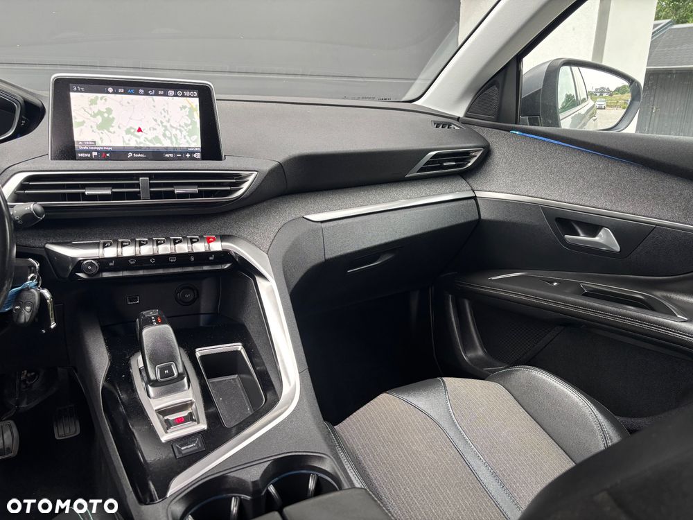Peugeot 3008 1.6 BlueHDi Allure S&S EAT6 - 10