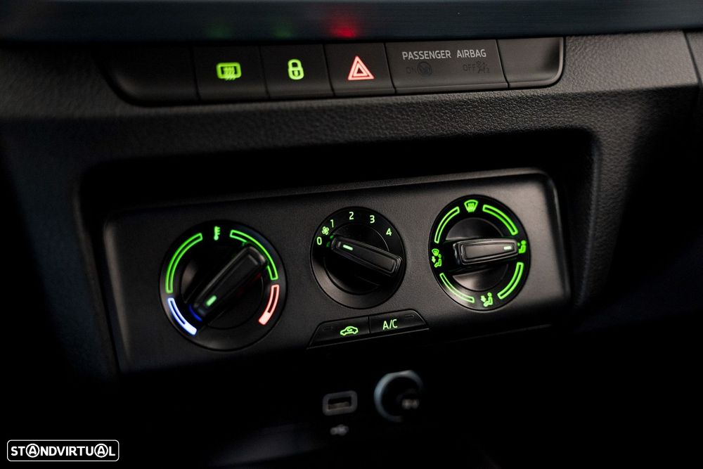 Skoda Fabia 1.0 TSI Ambition - 8