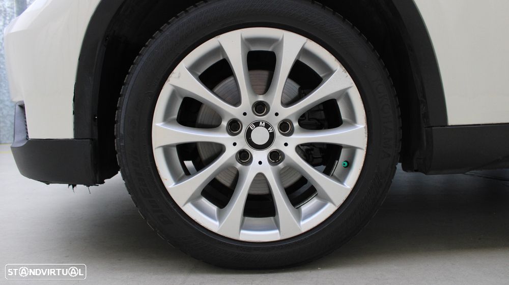 BMW X1 sDrive18d Sport Line - 47