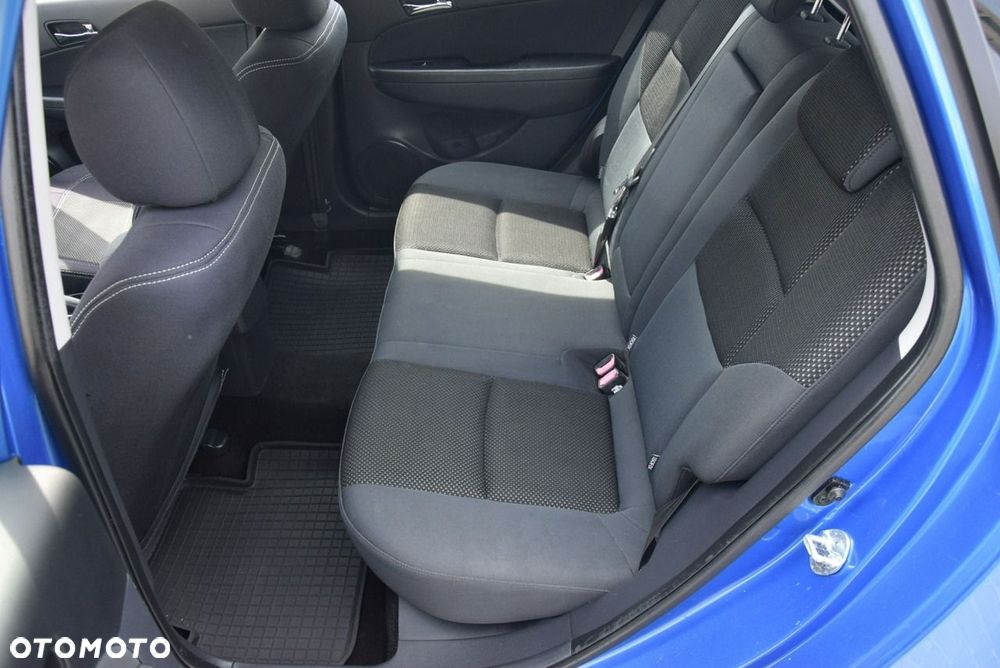 Hyundai i30 1.4 Classic EU5 - 27