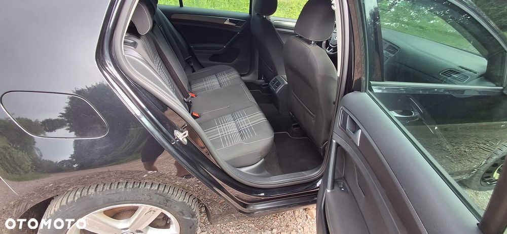 Volkswagen Golf 2.0 TDI BlueMotion Technology Lounge - 13