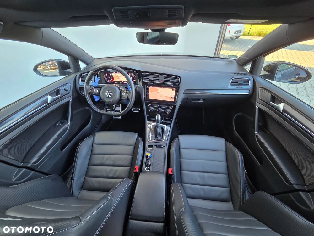 Volkswagen Golf - 14