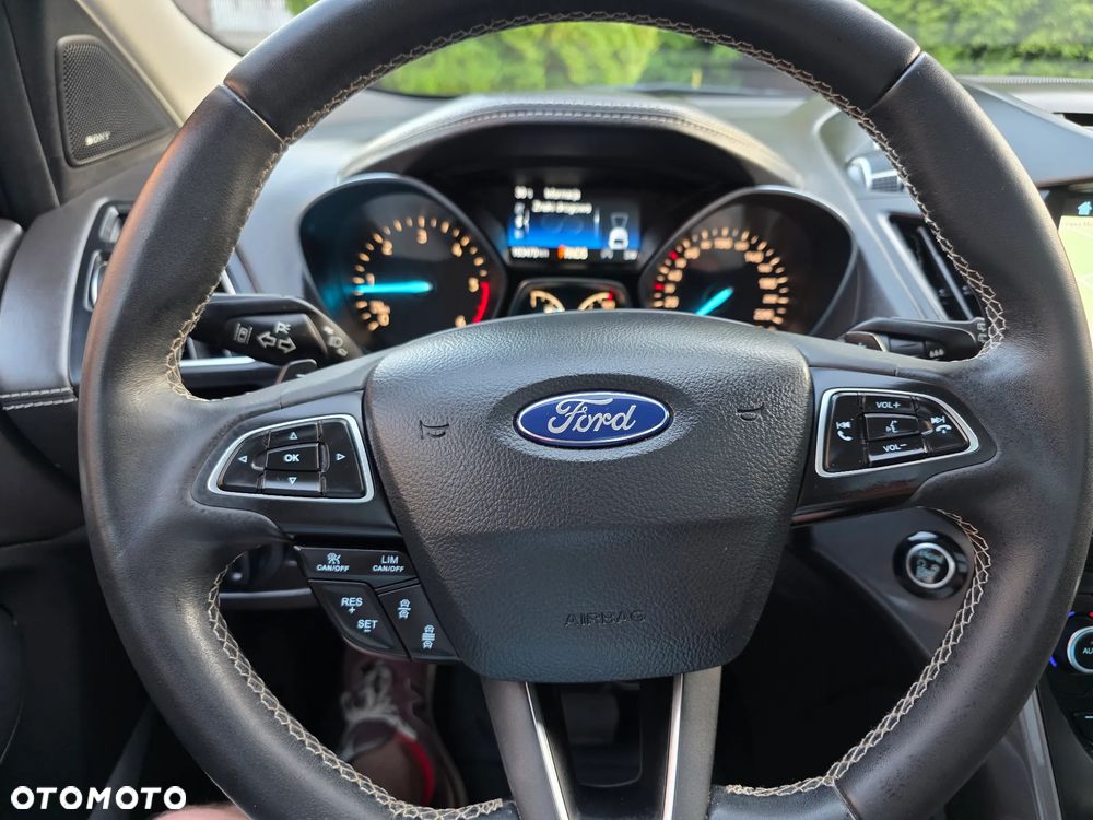 Ford Kuga 2.0 TDCi 4x4 Vignale - 19