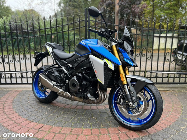 Suzuki GSX