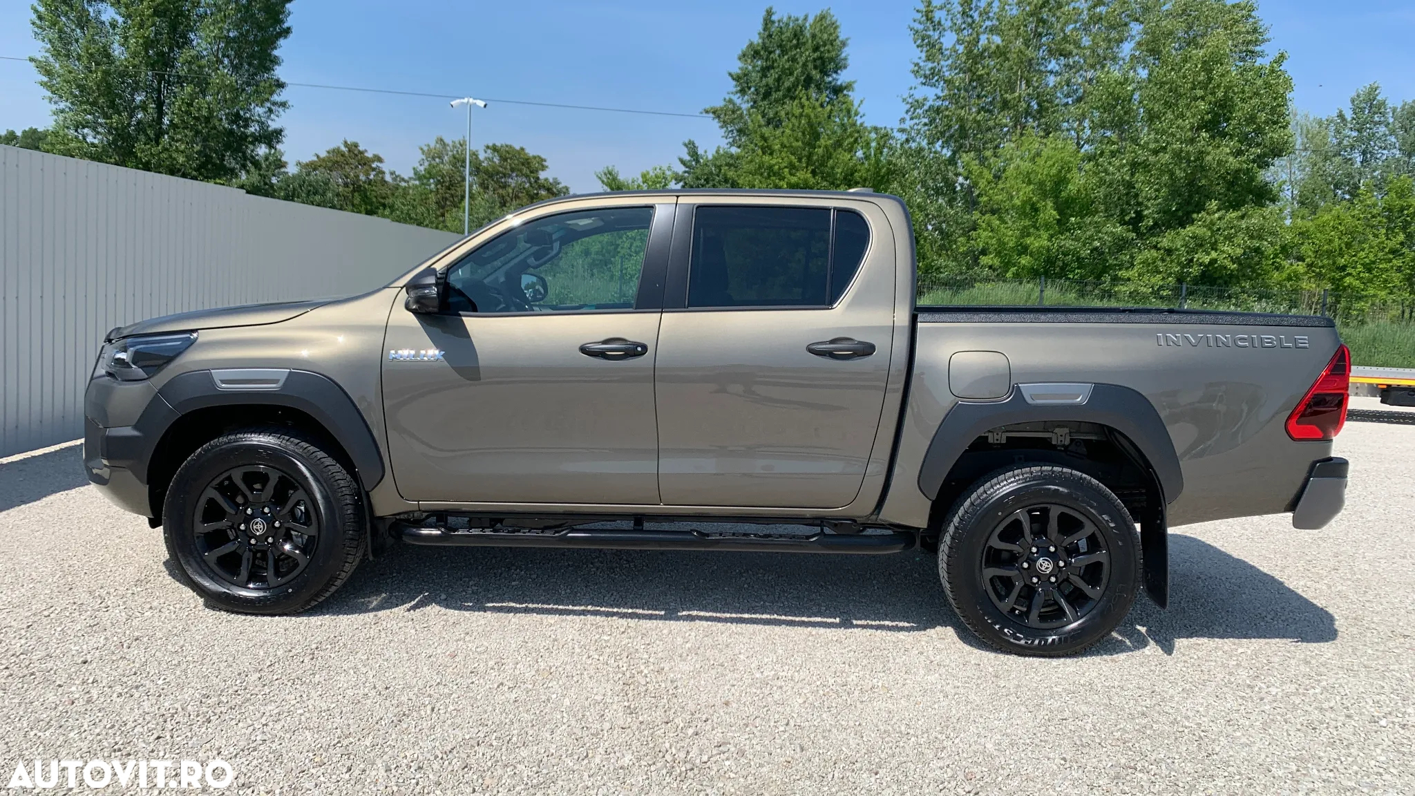 Toyota Hilux 2.8D 204CP 4x4 Double Cab AT MHEV Invincible Color Edition (3E5) - 5