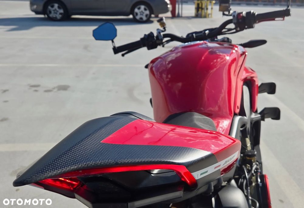 Ducati Streetfighter V4 - 11