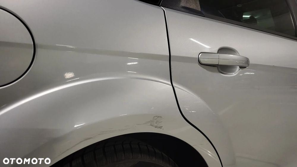 Ford Focus 2.0 16V Style - 9