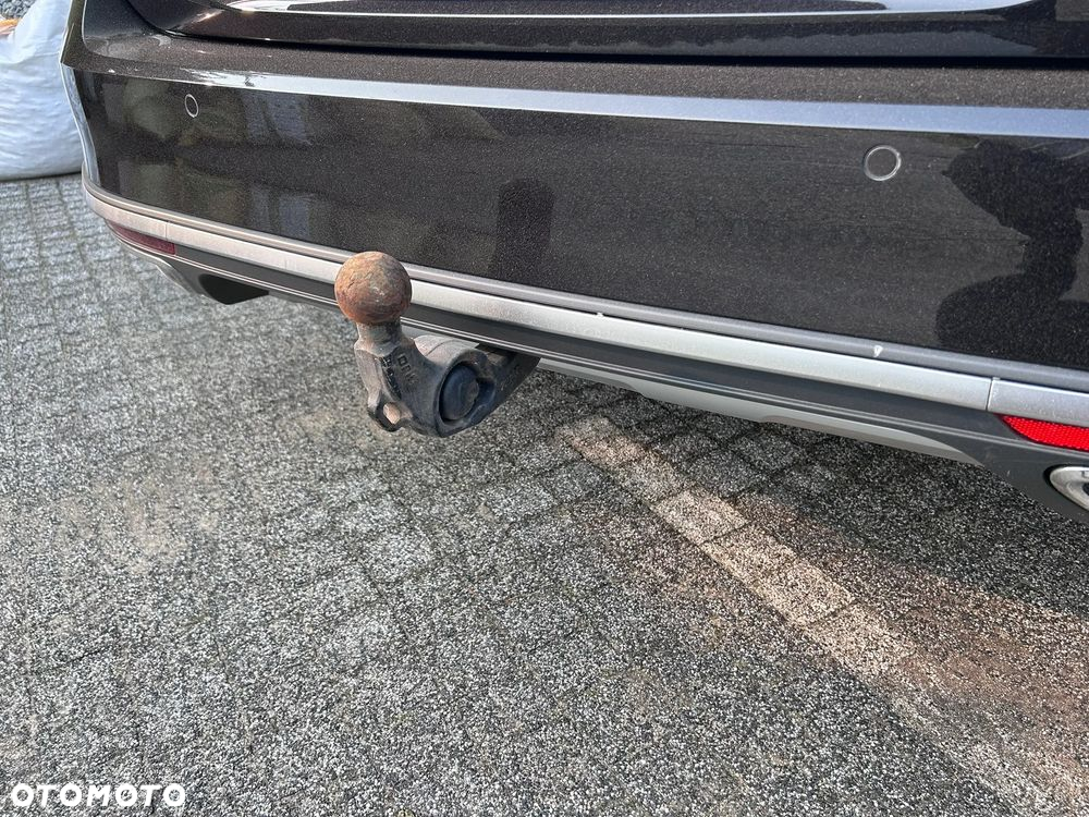 Volkswagen Passat Variant 2.0 TDI SCR 4Motion DSG Alltrack - 40