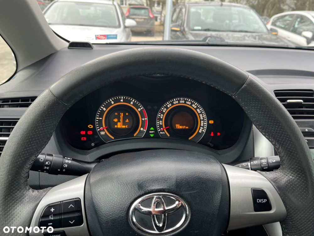 Toyota Auris 1.33 VVT-i Terra - 10