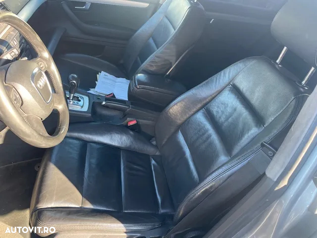 Dezmembrez Audi A4 B7 2.0 Automat Xenon - 3