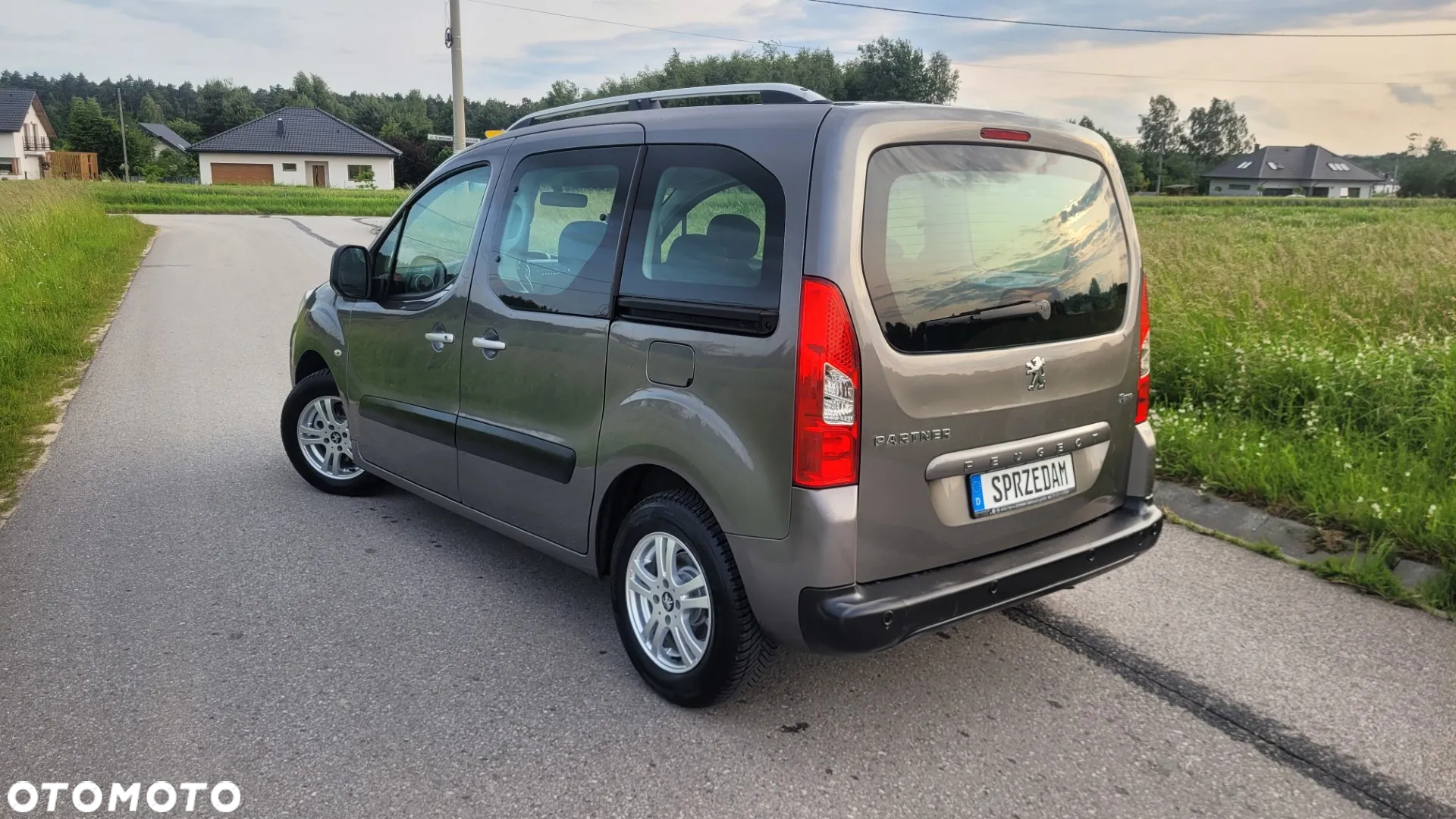 Peugeot Partner Tepee 110 Family - 4