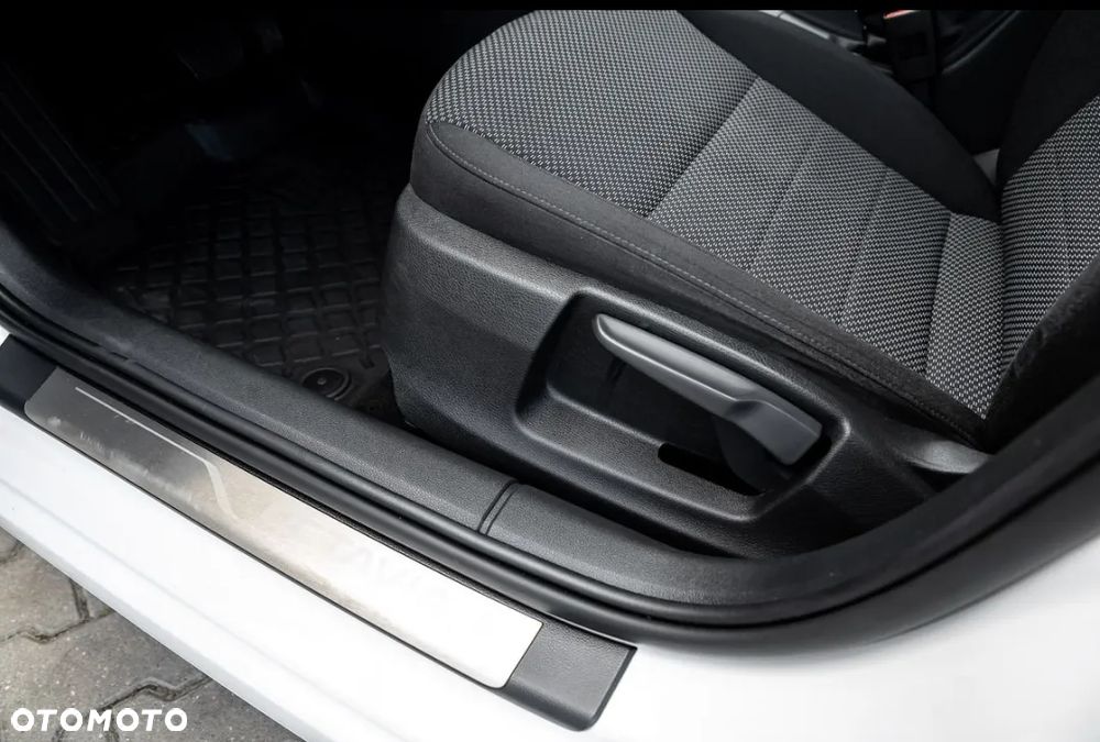 Skoda Octavia 2.0 TDI 4x4 Style DSG - 24