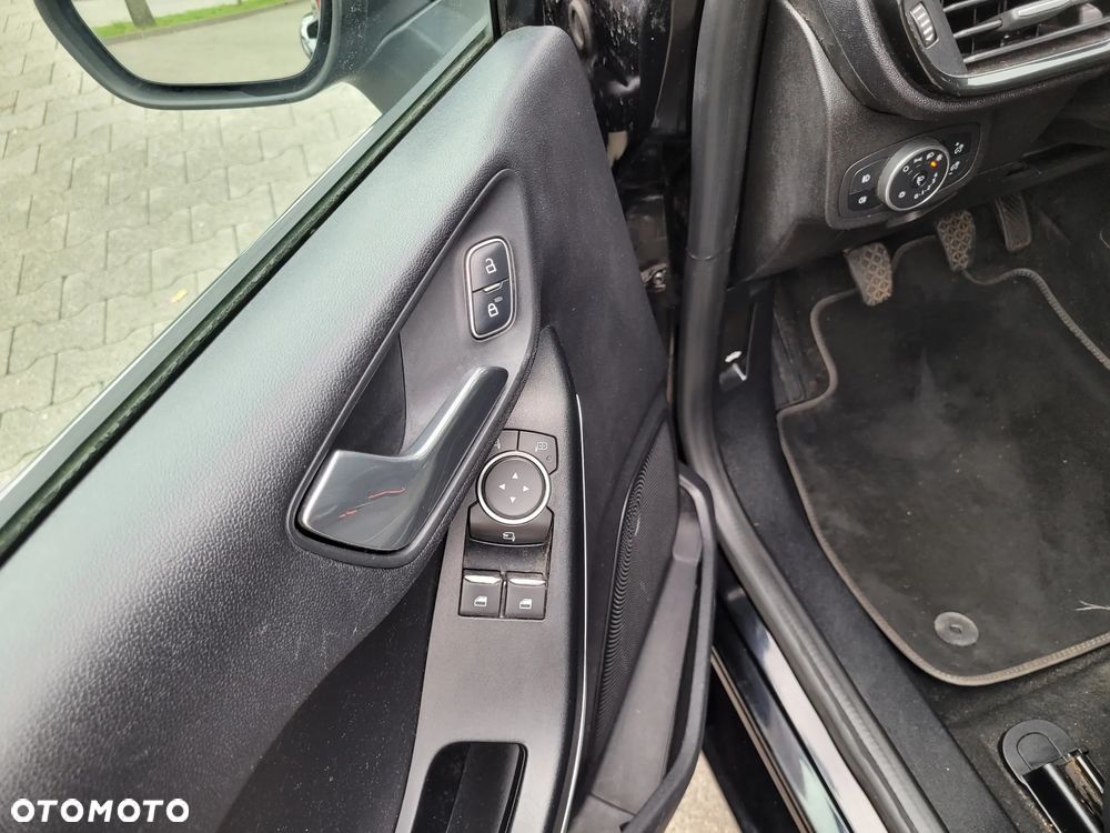 Ford Fiesta 1.1 Titanium - 18