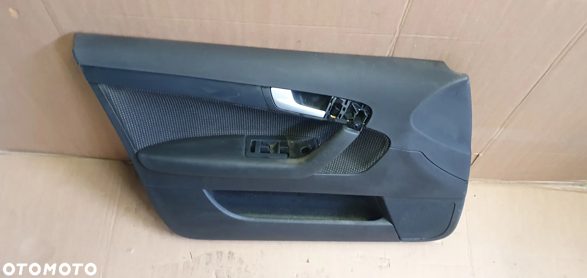 Boczek tapicerka lewy przód przednia lewa Audi A3 8P 5D 8P4867105 - 2
