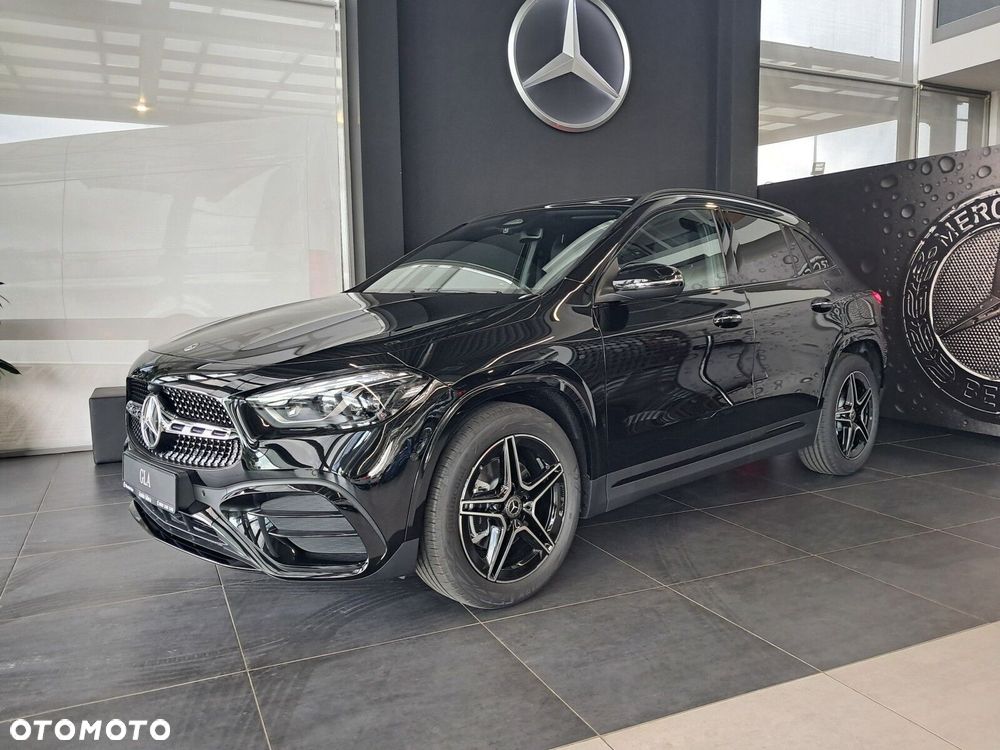 Mercedes-Benz GLA - 5