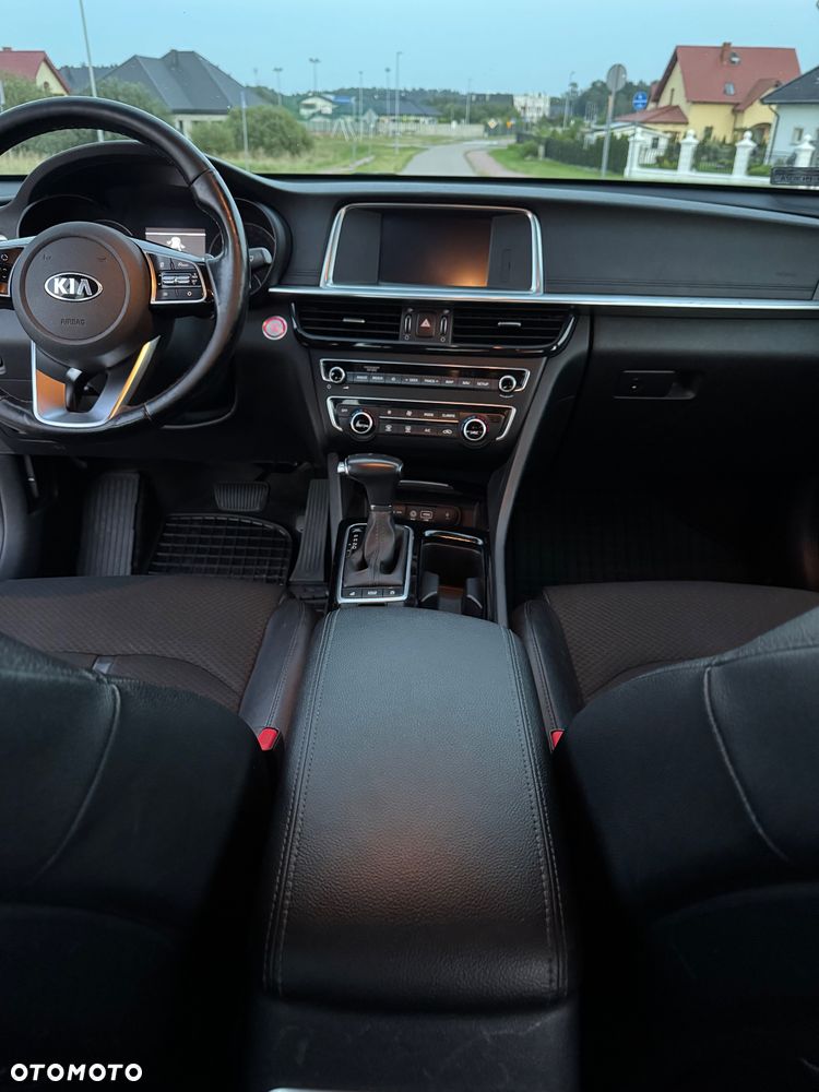 Kia Optima - 18