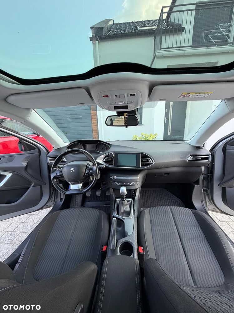 Peugeot 308 1.6 BlueHDi Allure S&S - 11
