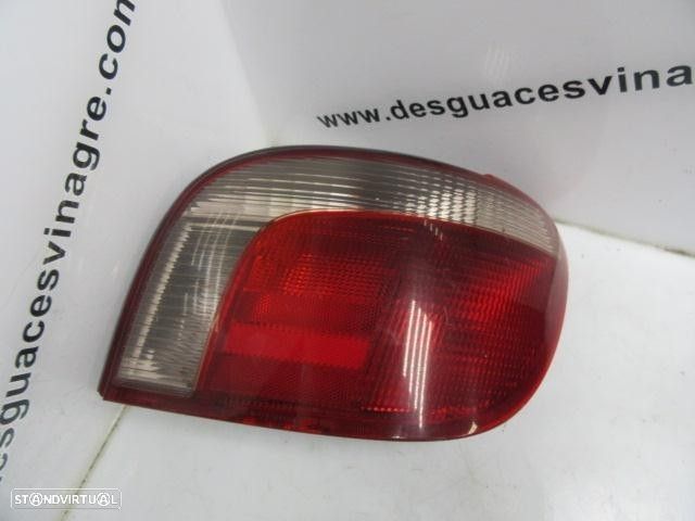 FAROLIM TRASEIRO DIREITO TOYOTA YARIS 1.0 G - G 1SZ-FE - 1