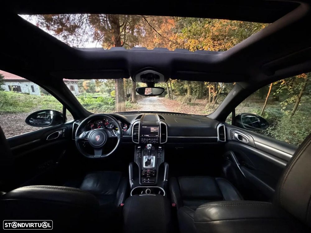 Porsche Cayenne Platinum Edition - 11