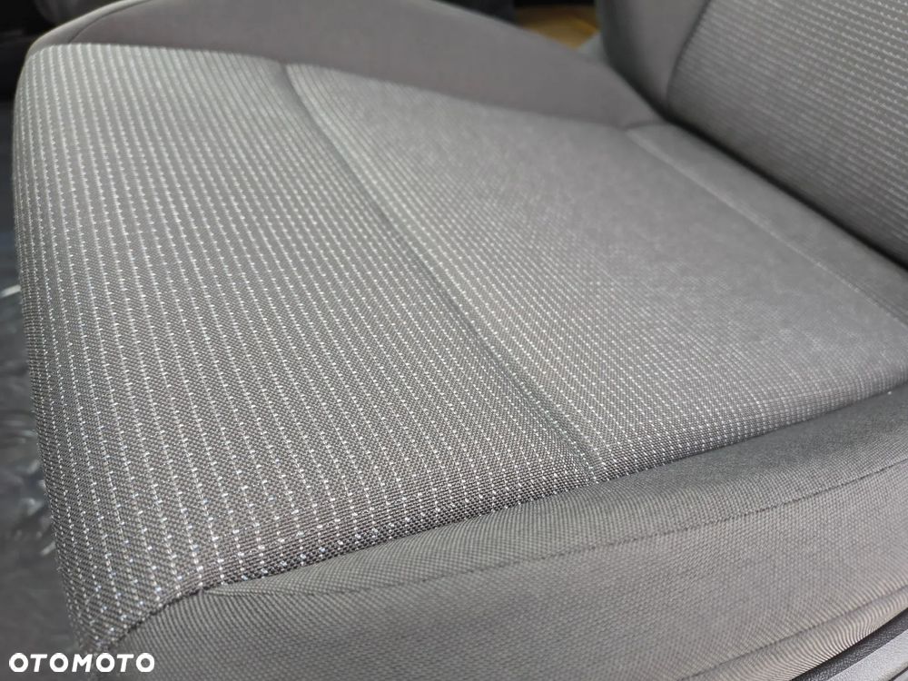 Volkswagen Multivan 2.0 TDI L2 DSG - 12