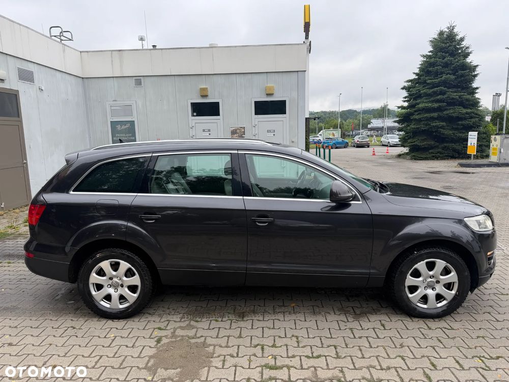 Audi Q7 - 6