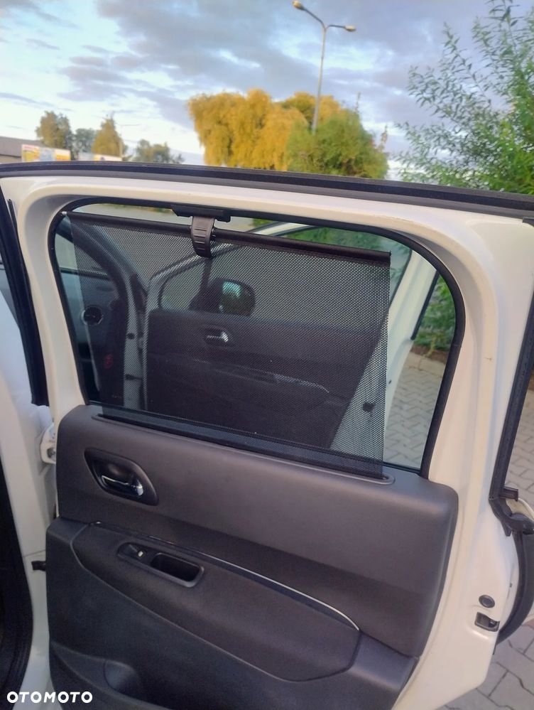 Peugeot 3008 1.6 HDi Active - 6