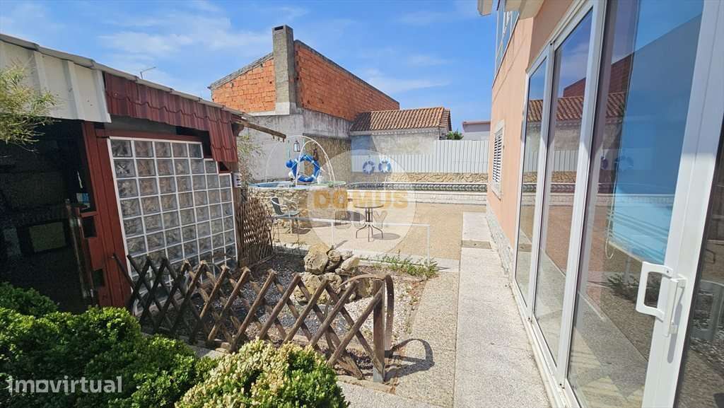 Moradia T6 Isolada com Piscina e Garagem em Azeitão - Grande imagem: 5/31