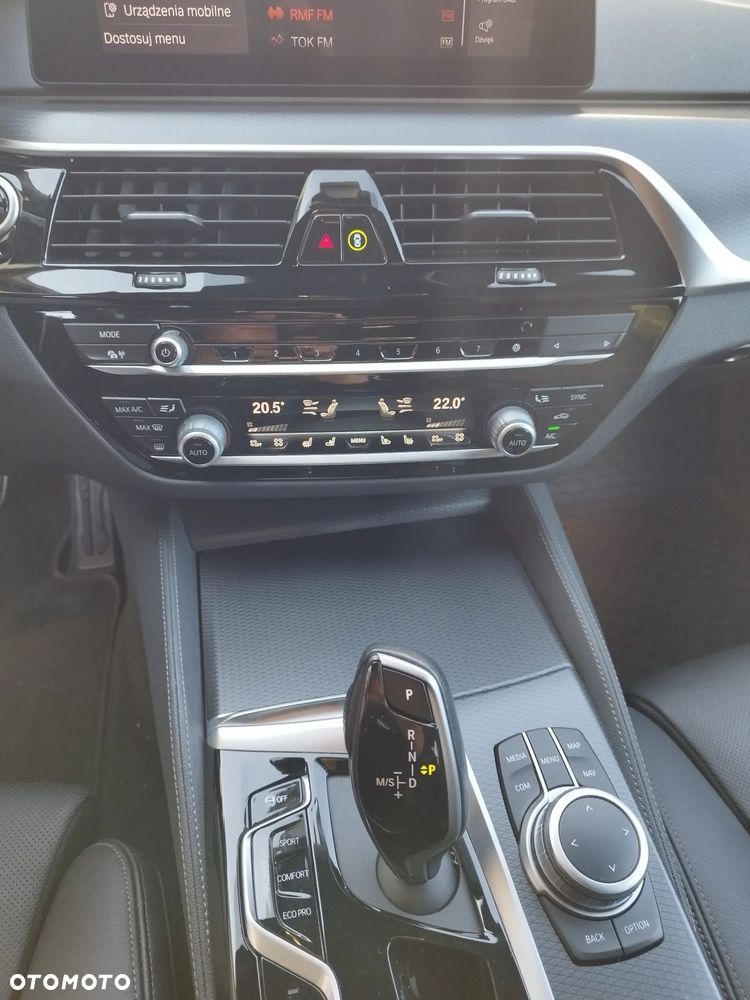 BMW Seria 5 520d MHEV M Sport sport - 11
