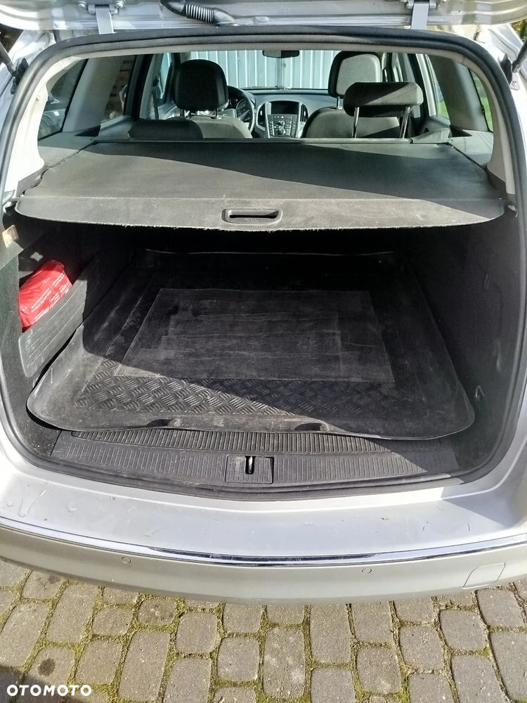 Opel Astra 1.4 T Cosmo EU6 - 13