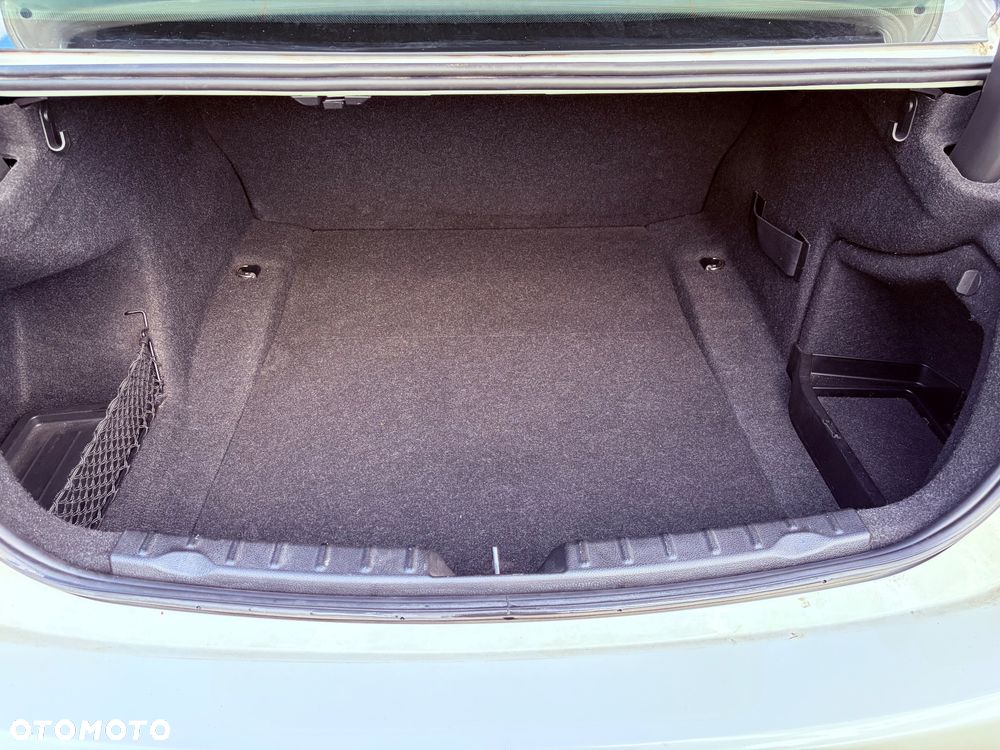 BMW Seria 3 320i Sport-Aut - 25