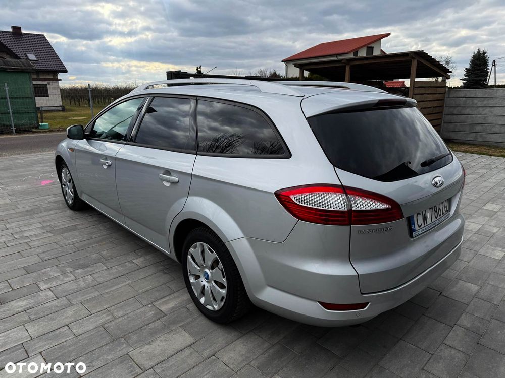 Ford Mondeo - 22