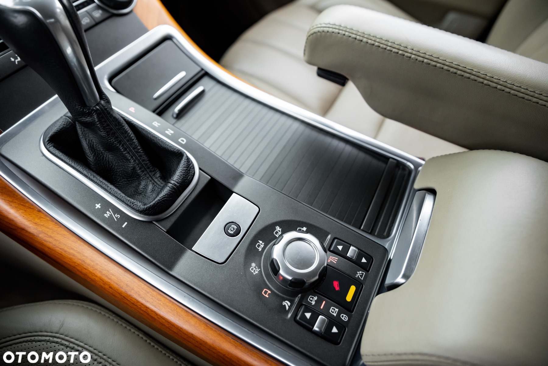 Land Rover Range Rover Sport TDV6 HSE - 36
