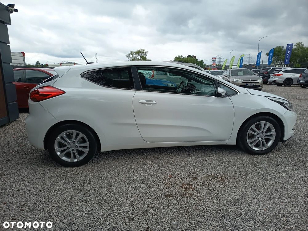 Kia ProCeed 1.6 CRDi ISG Spirit - 11