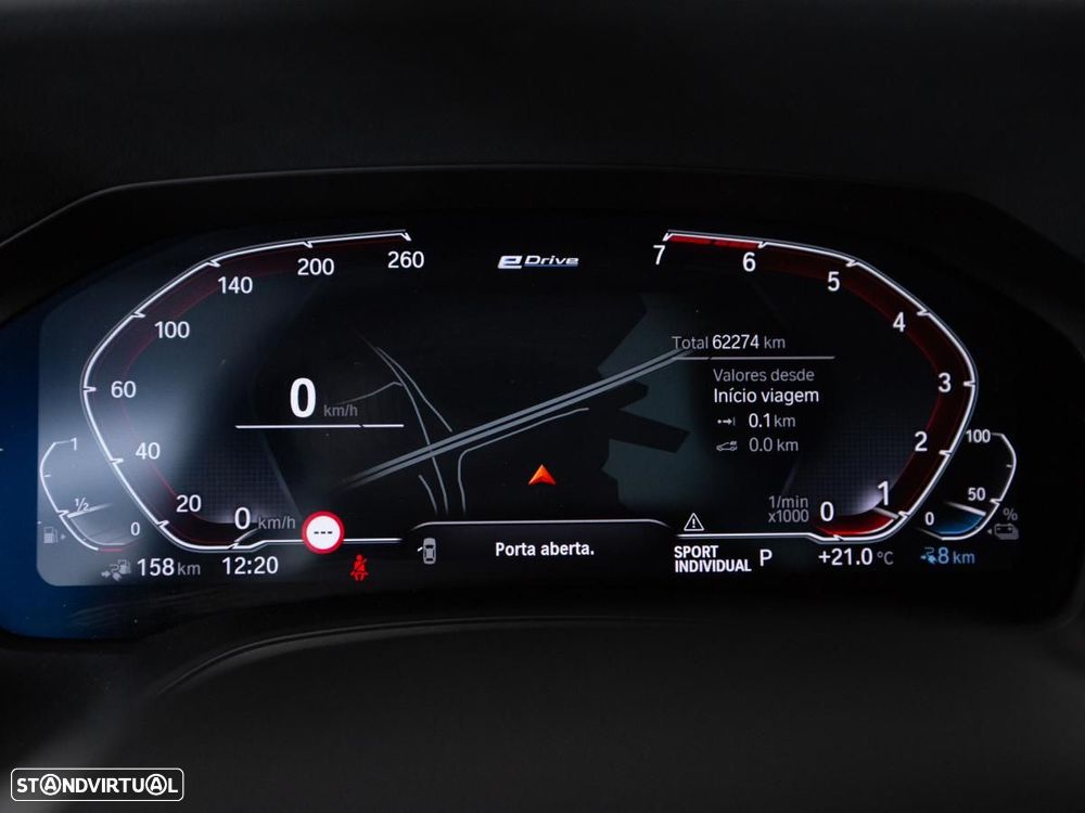 BMW 330 e Touring Corporate Edition Auto - 16