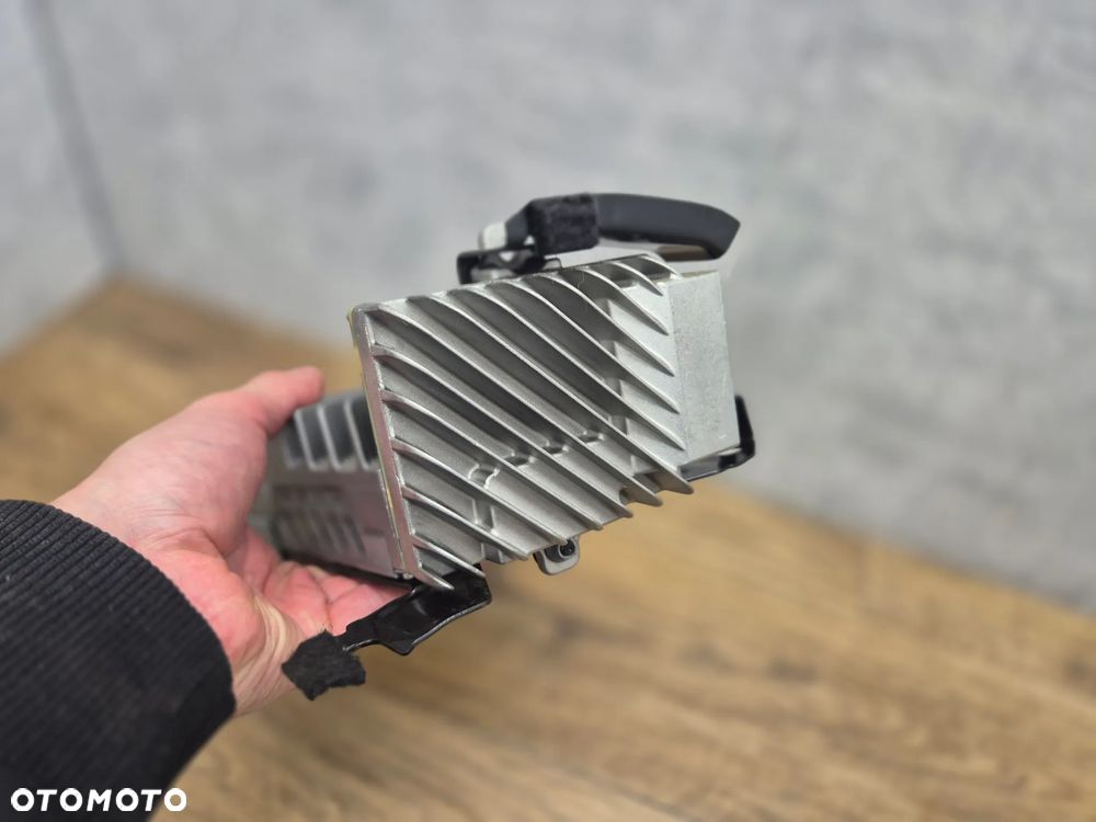 BMW WZMACNIACZ AUDIO HARMAN KARDON ASD + MAŁY HARMAN BECKER 9366167 - 7