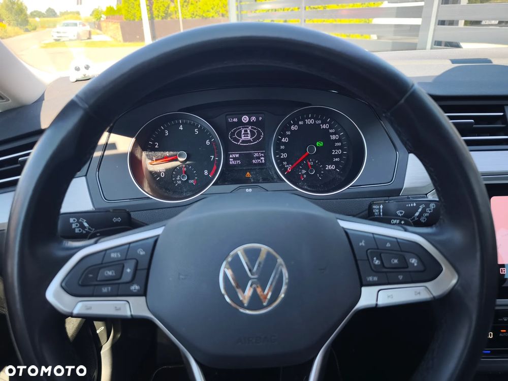 Volkswagen Passat 1.5 TSI OPF DSG Conceptline - 29