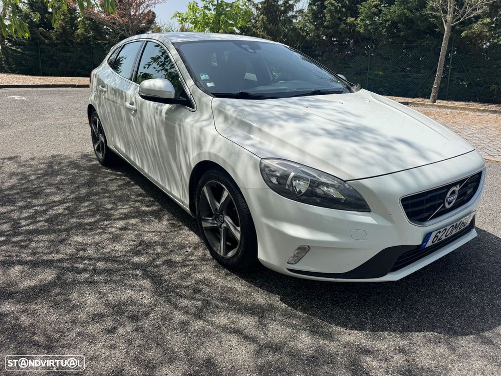Volvo V40 1.6 D2 R-Design Momentum - 2