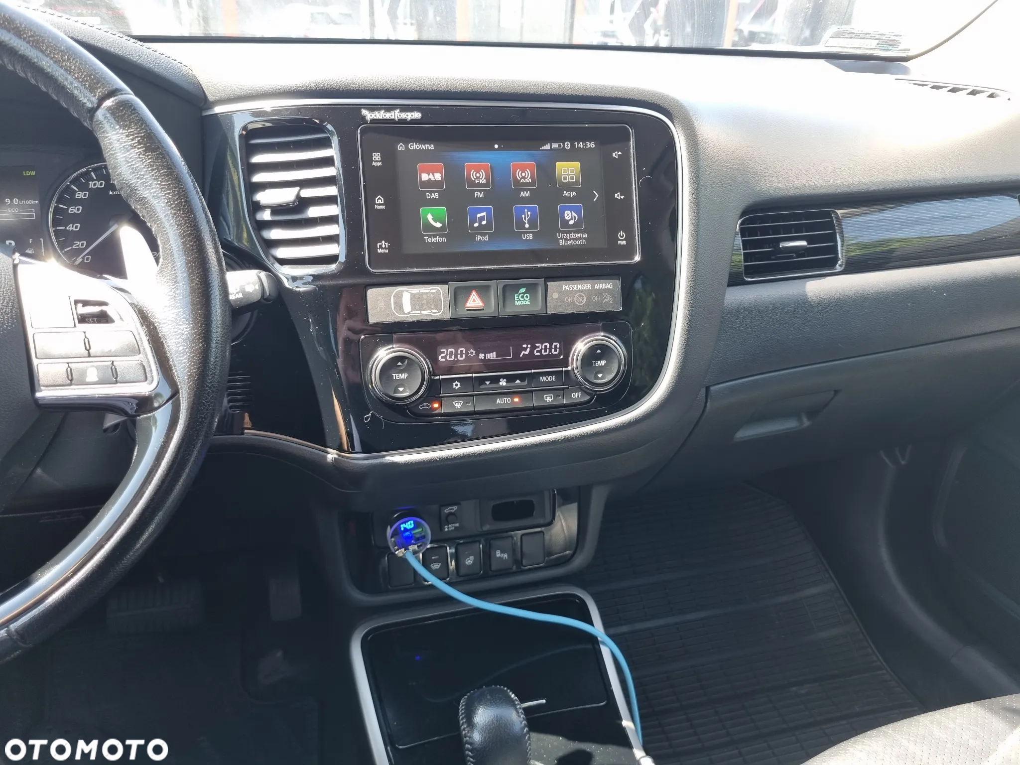Mitsubishi Outlander - 10