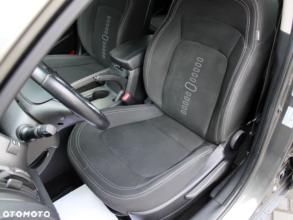 Kia Sportage 1.7 CRDI M 2WD - 11