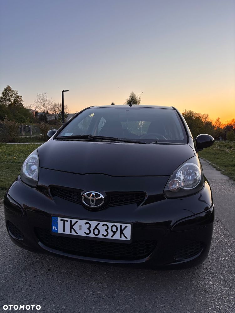 Toyota Aygo Black - 17