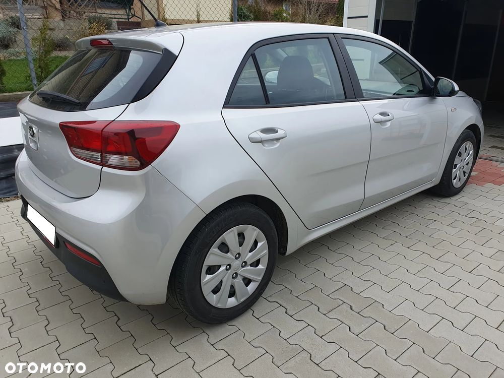 Kia Rio 1.2 L Business Line - 3