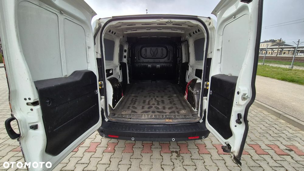 Fiat Doblo Maxi - 12
