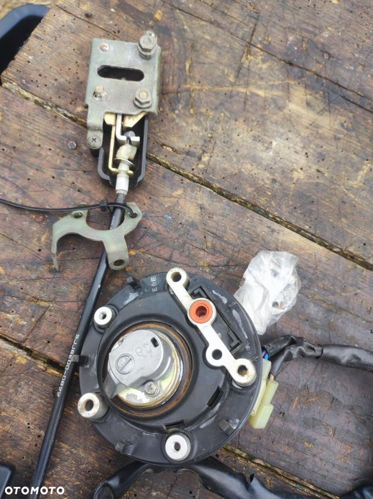 Yamaha YZF-R1 98-01r. Zestaw startowy stacyjka korek wlewu moduł zamek schowka - 9