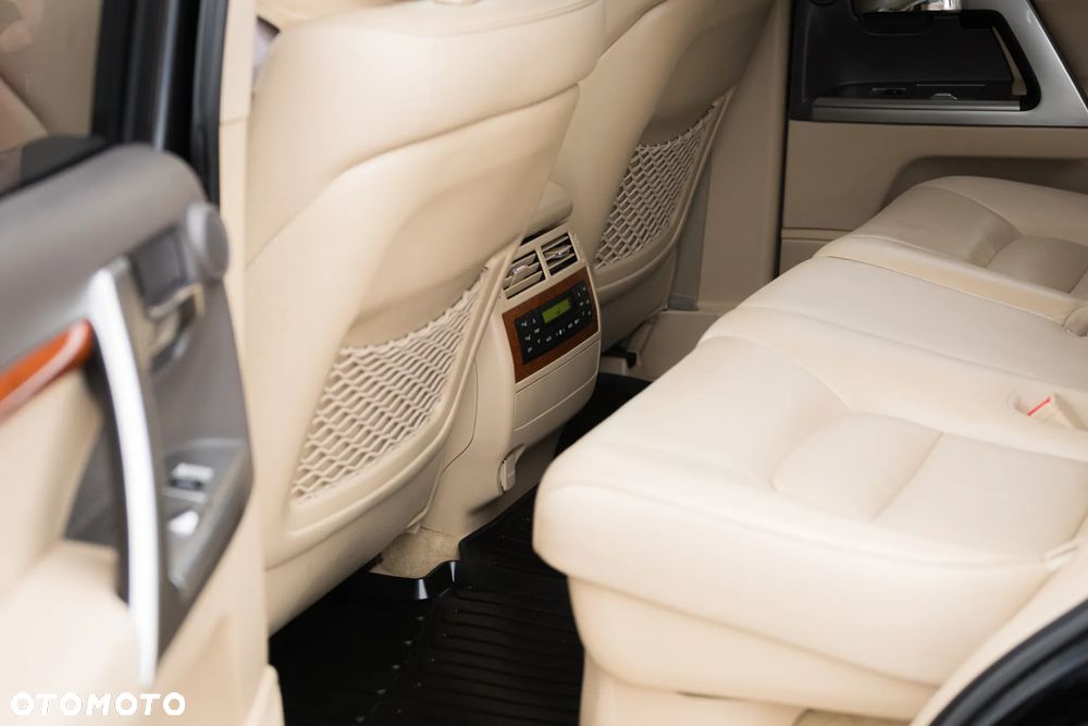 Toyota Land Cruiser LC 4.5 D-4D Prestige - 12