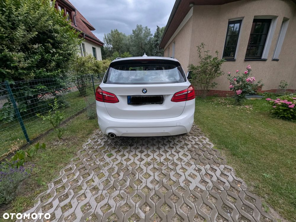 BMW Seria 2 216i - 4