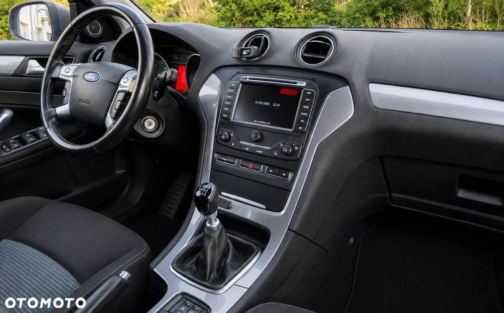 Ford Mondeo 2.0 TDCi Titanium - 12