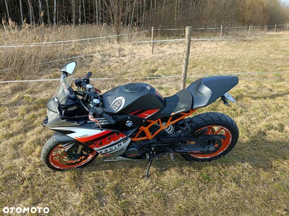 KTM RC 125 - 12
