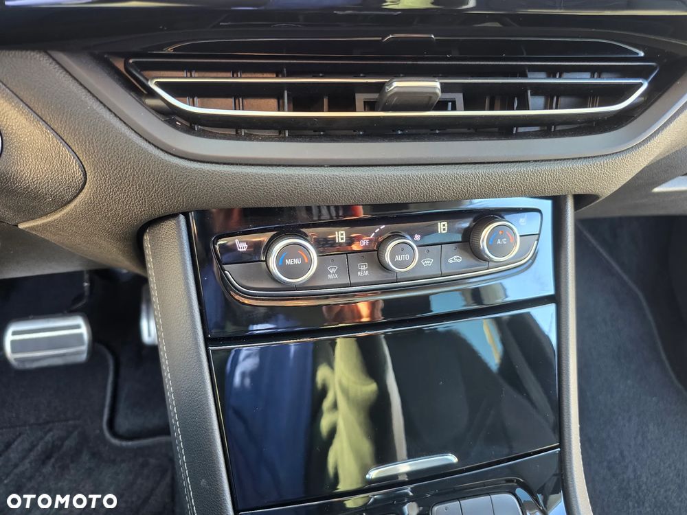 Opel Grandland X - 32